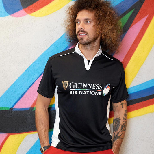 Show your support as a passionate Six Nations fan with this high-quality Guinness UK Guinness 6 Nations Performance Rugby Jersey.