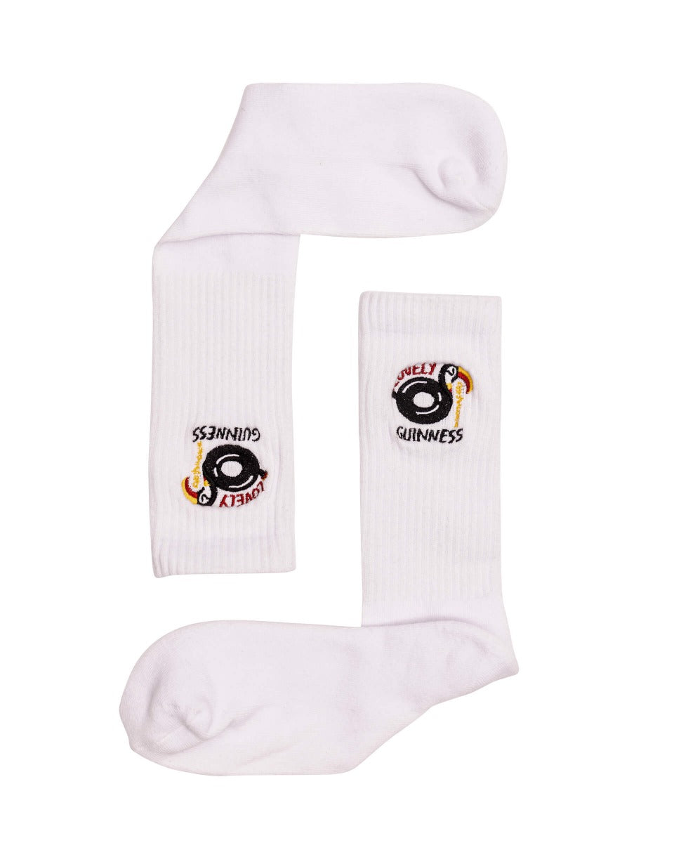 A pair of stylish and comfy FATTI BURKE "LOVELY DAY FOR A GUINNESS" TOUCAN white socks with an eye on them from the Guinness Webstore UK.