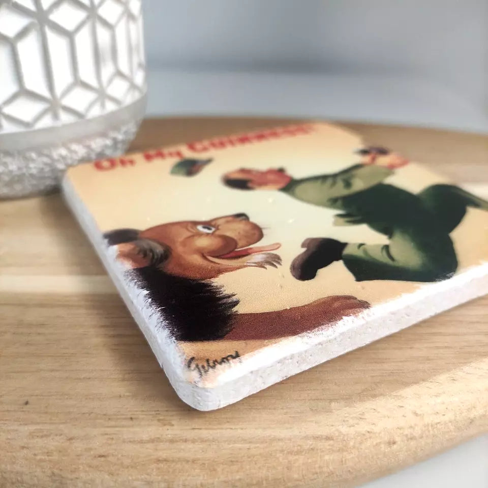 The Guinness Stone Effect Coaster - Gilroy Lion & Zookeeper, available from the Guinness Webstore UK, boasts a vintage-style design that features a man running from a growling dog. This coaster is perfect for any Guinness enthusiast looking to add a touch of nostalgia to their collection.